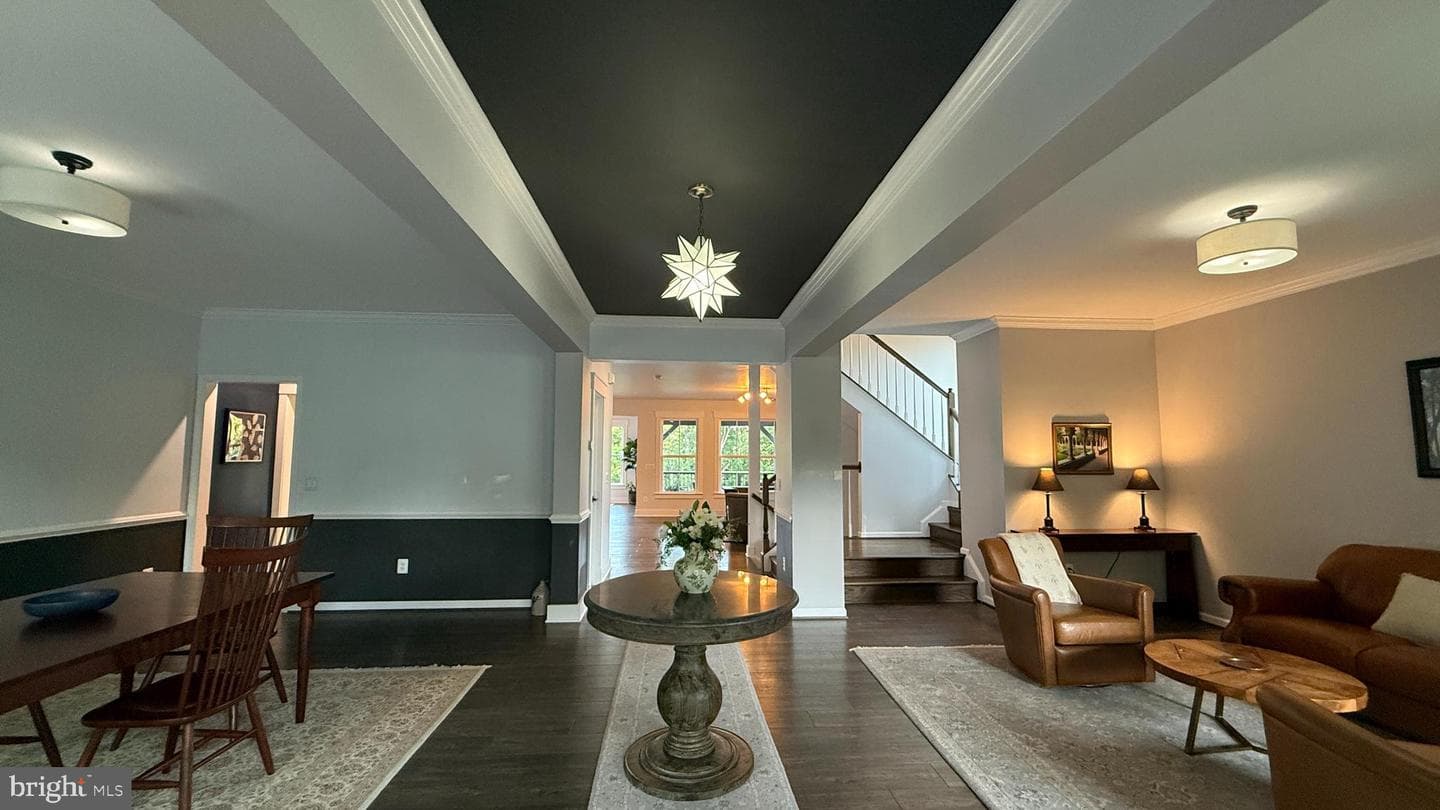 18120 Ridgewood Place photo 3