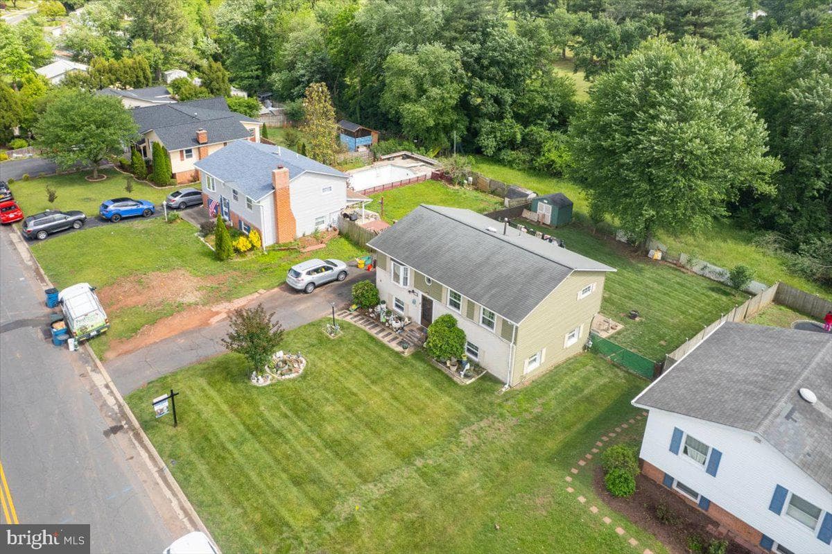 713 W Holly Avenue photo 4