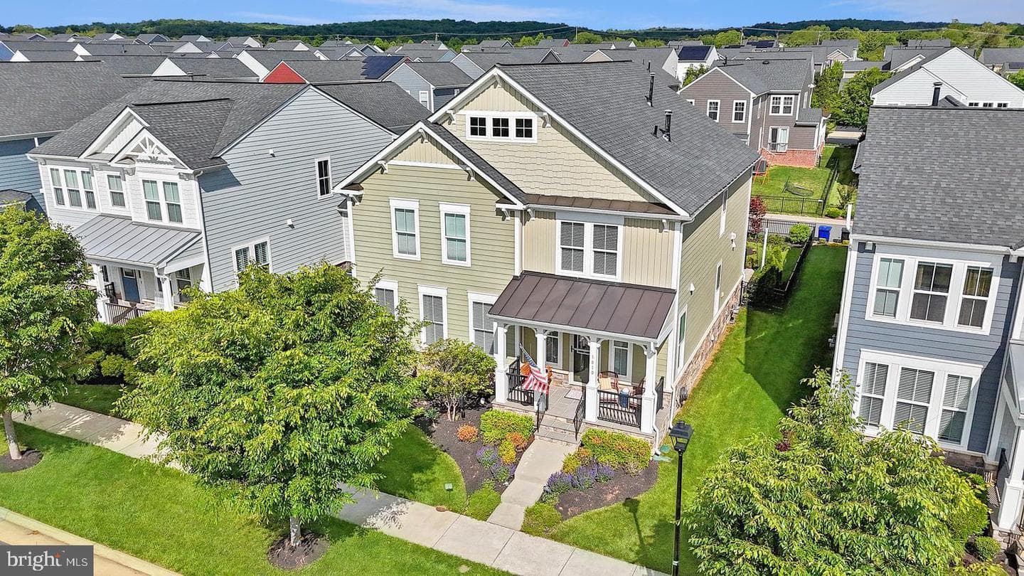 1010 Laconian Street SE, Leesburg