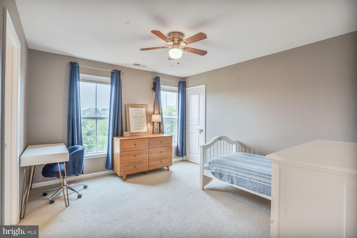 1010 Laconian Street SE photo 29