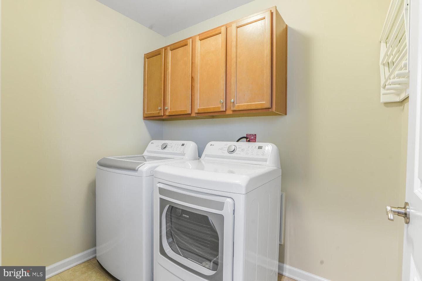 1010 Laconian Street SE photo 33
