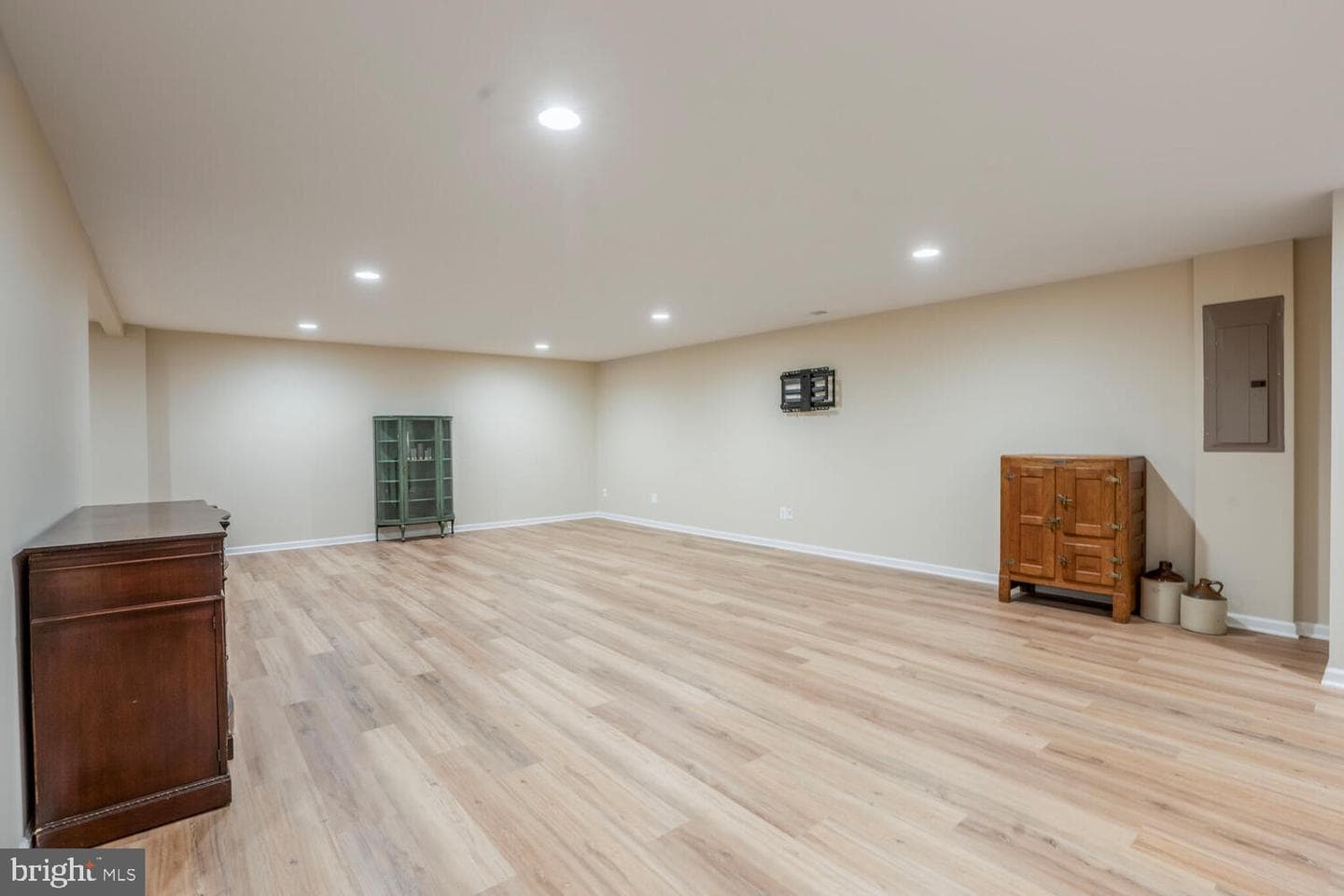 1010 Laconian Street SE photo 37