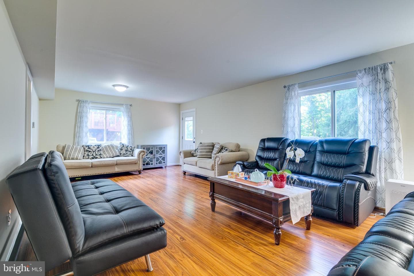 310 Newman Court photo 18