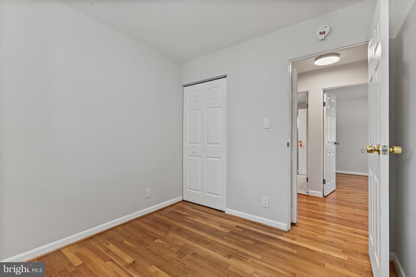403 W Poplar Road photo 13