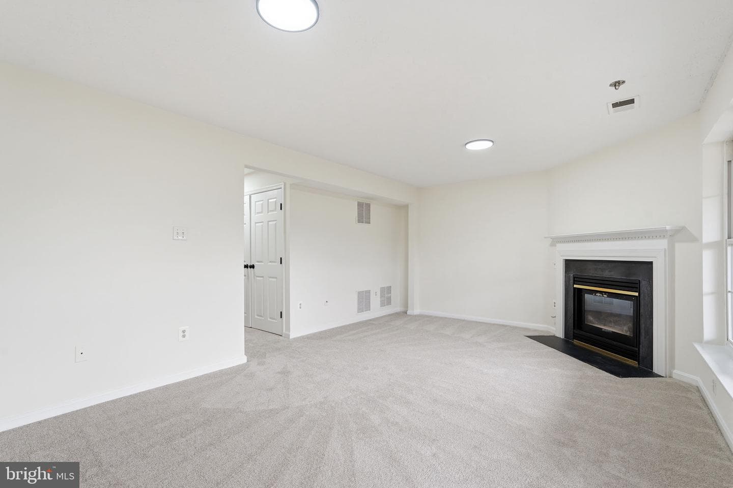 44125 Tippecanoe Terrace photo 28