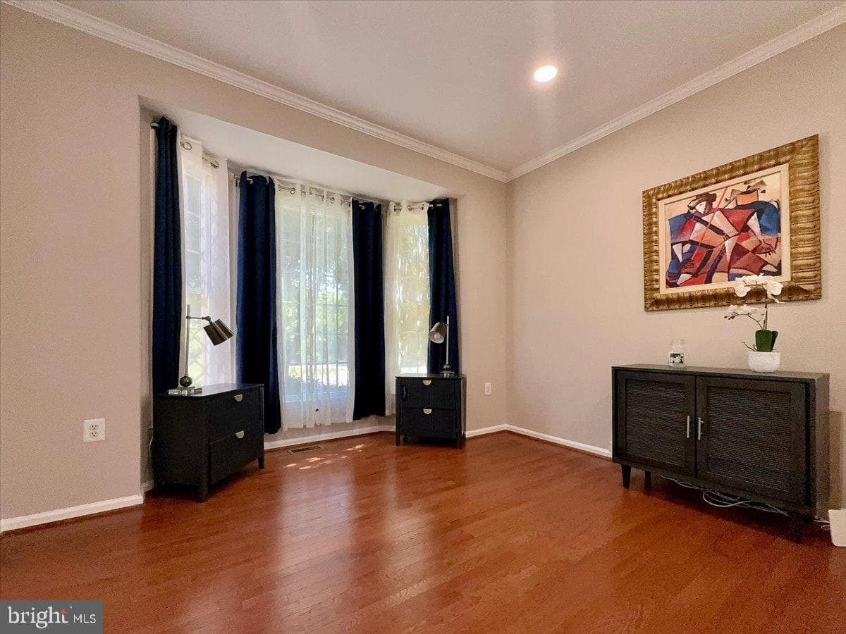 47202 Redbark Place photo 8