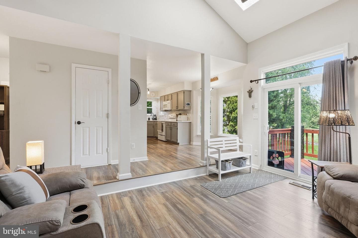 204 Grafton Way NE photo 12