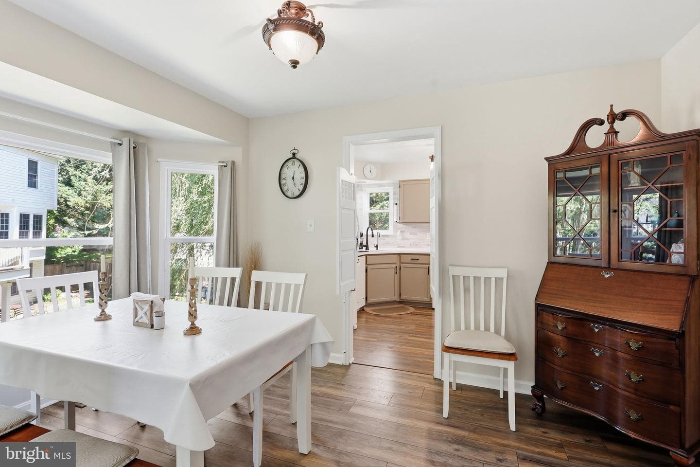 204 Grafton Way NE photo 16