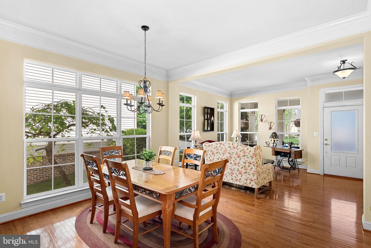 42755 Chatelain Circle, Brambleton