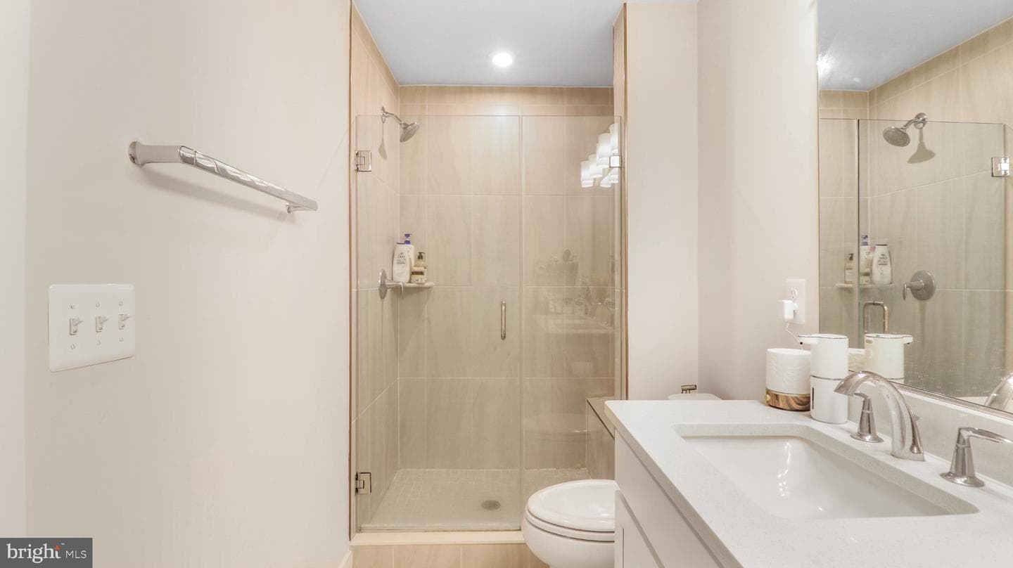 24190 Kilbride Terrace photo 34