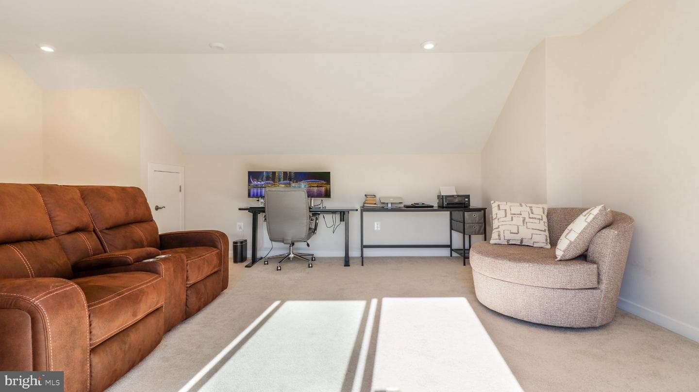 24190 Kilbride Terrace photo 49