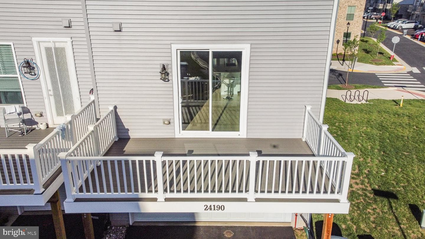 24190 Kilbride Terrace photo 59