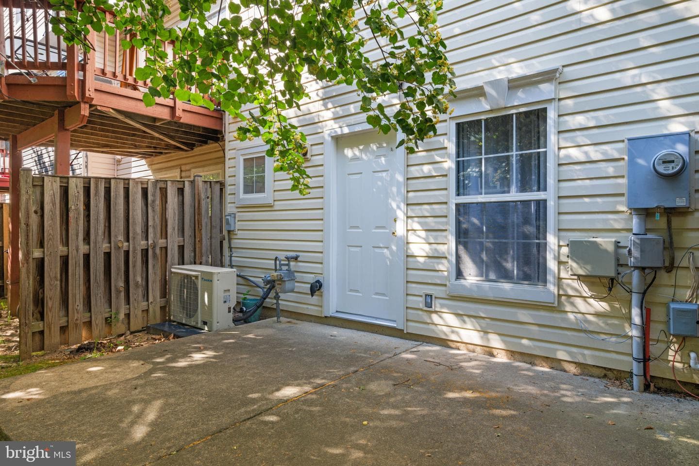 22946 Fontwell Square photo 33