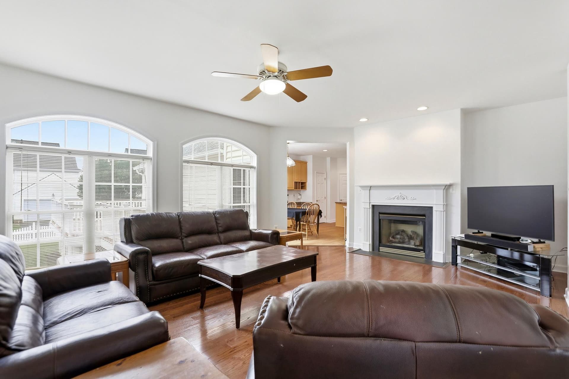 22938 Goldenrod photo 11