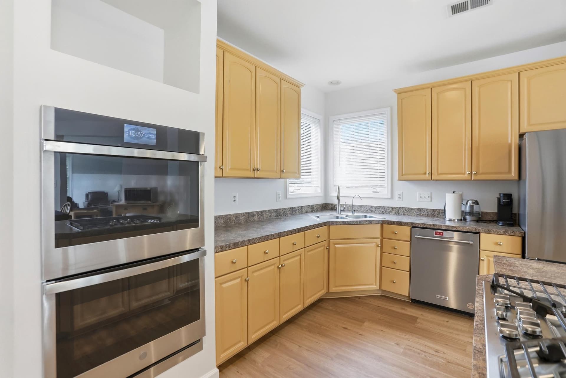 22938 Goldenrod photo 16