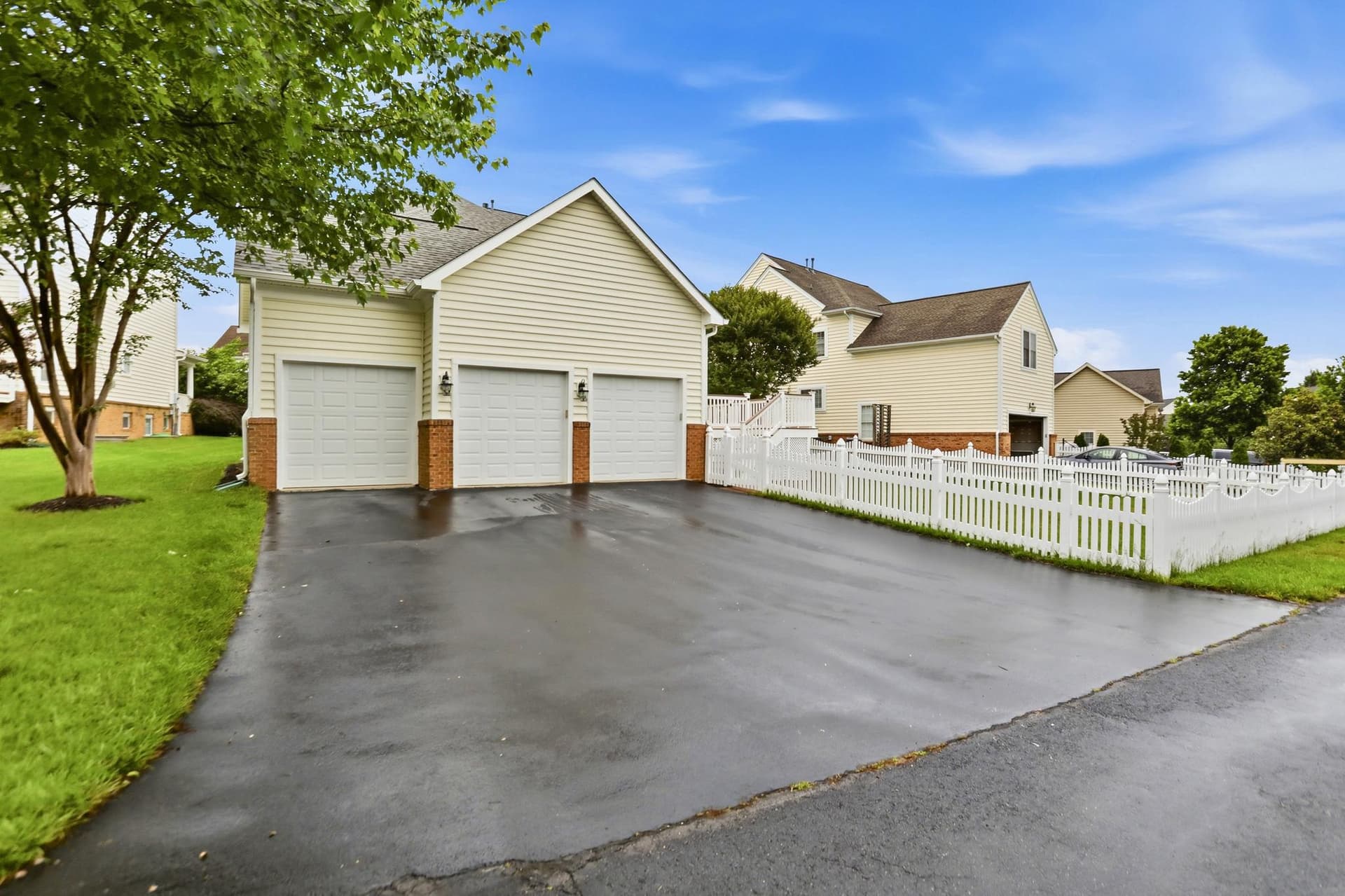 22938 Goldenrod photo 40