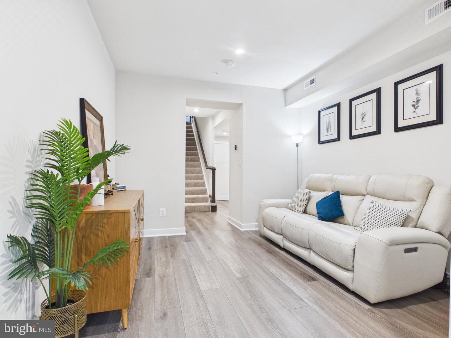42613 Pitlochry Terrace photo 6