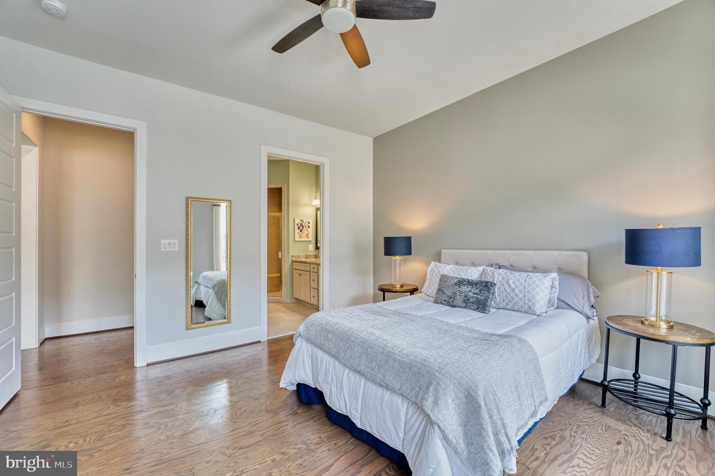 23695 Cypress Glen Square photo 23