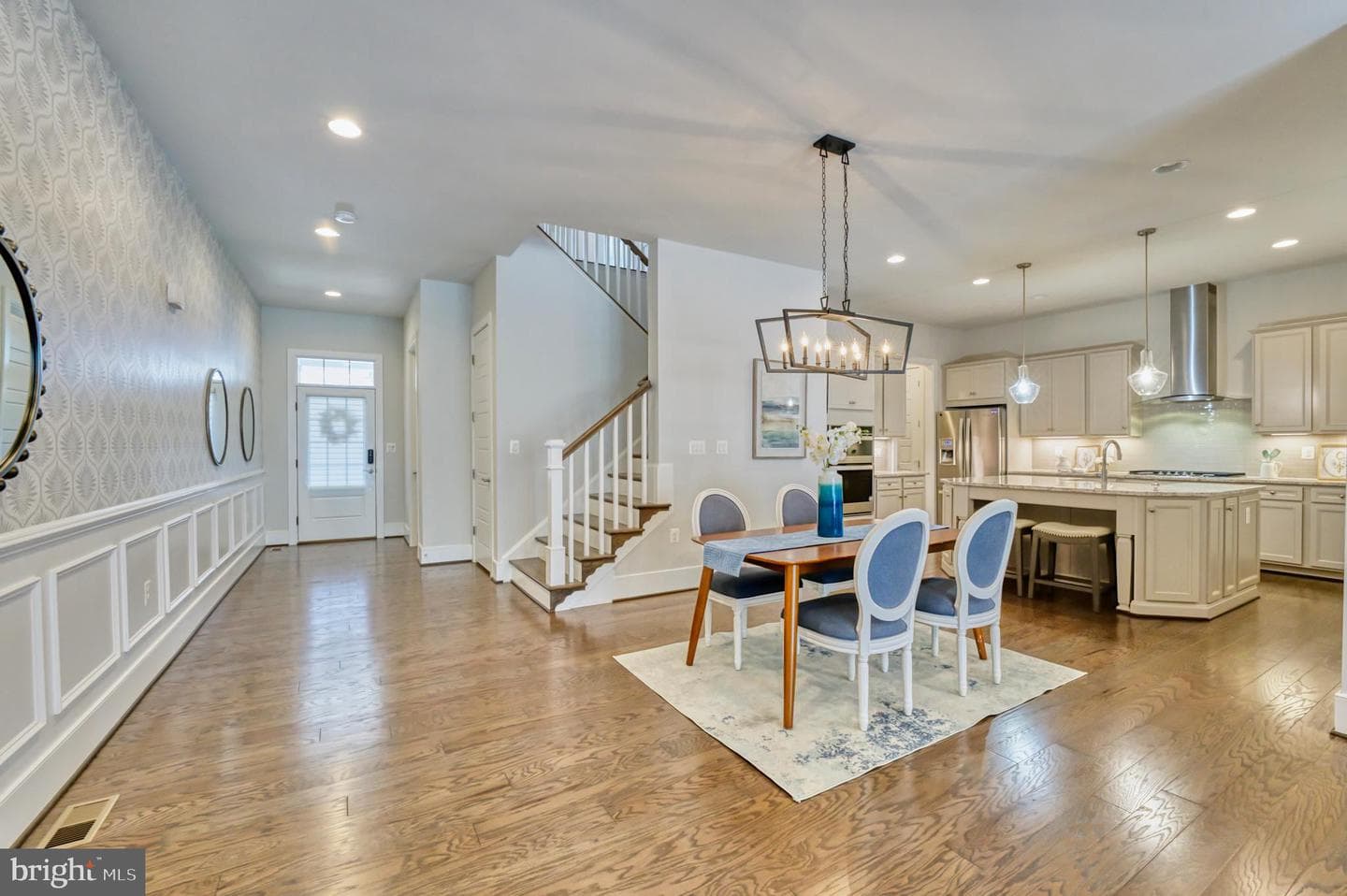 23695 Cypress Glen Square photo 8