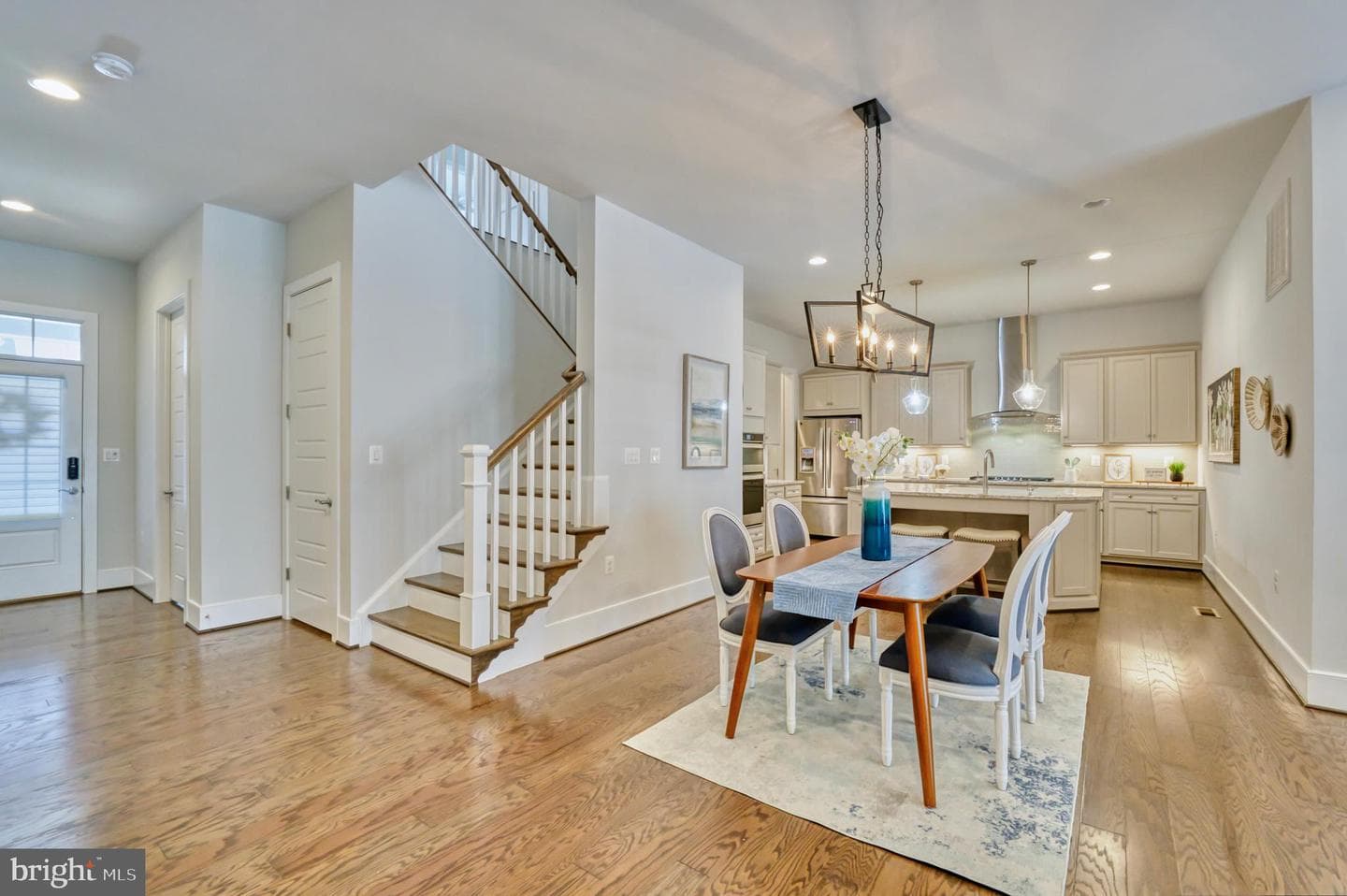 23695 Cypress Glen Square photo 9