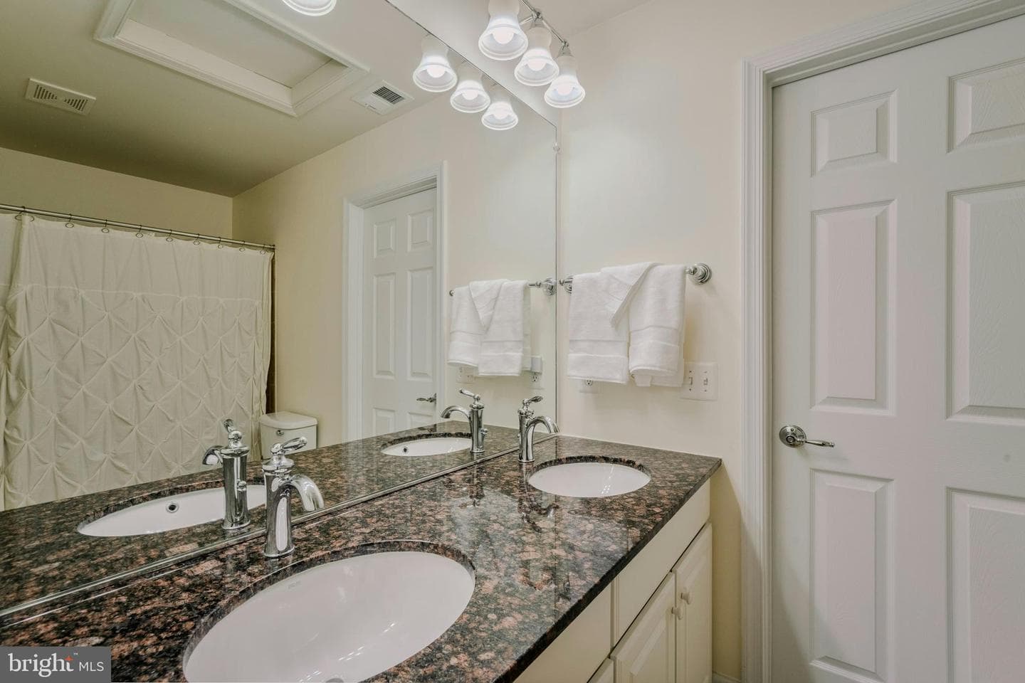 20950 Highland Creek Drive photo 35