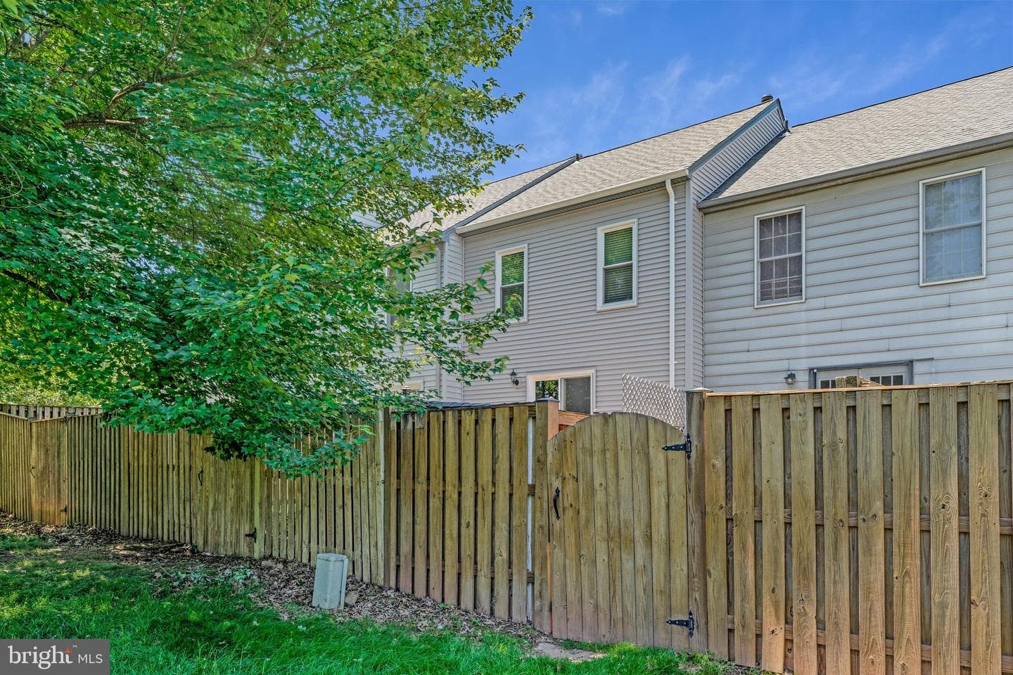 44052 Aberdeen Terrace photo 24