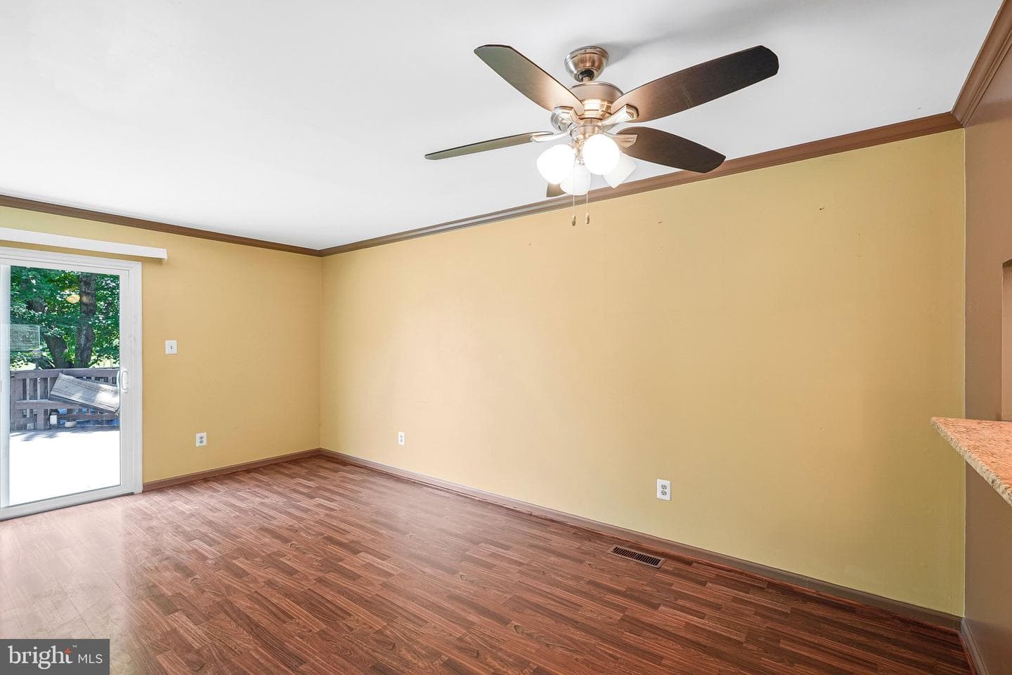 44052 Aberdeen Terrace photo 3