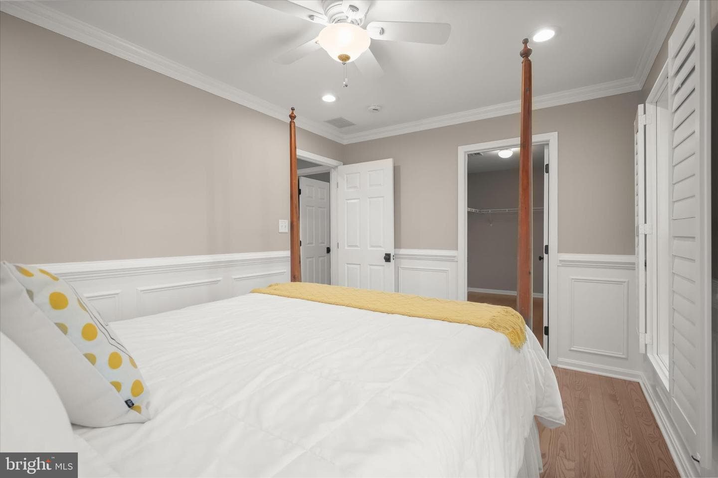 20295 Sommerset Court photo 39