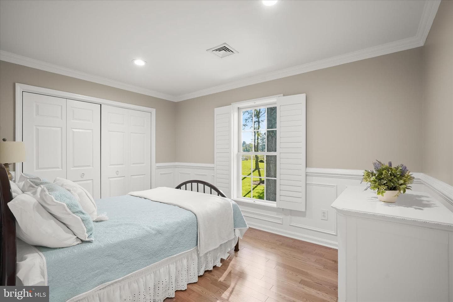 20295 Sommerset Court photo 41