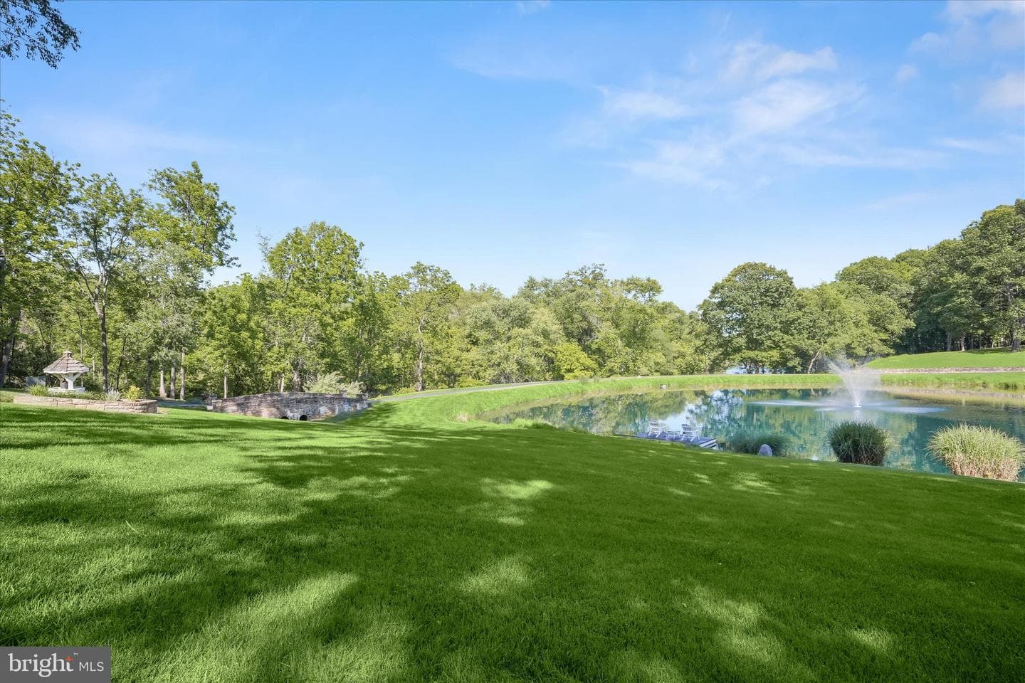20295 Sommerset Court photo 99