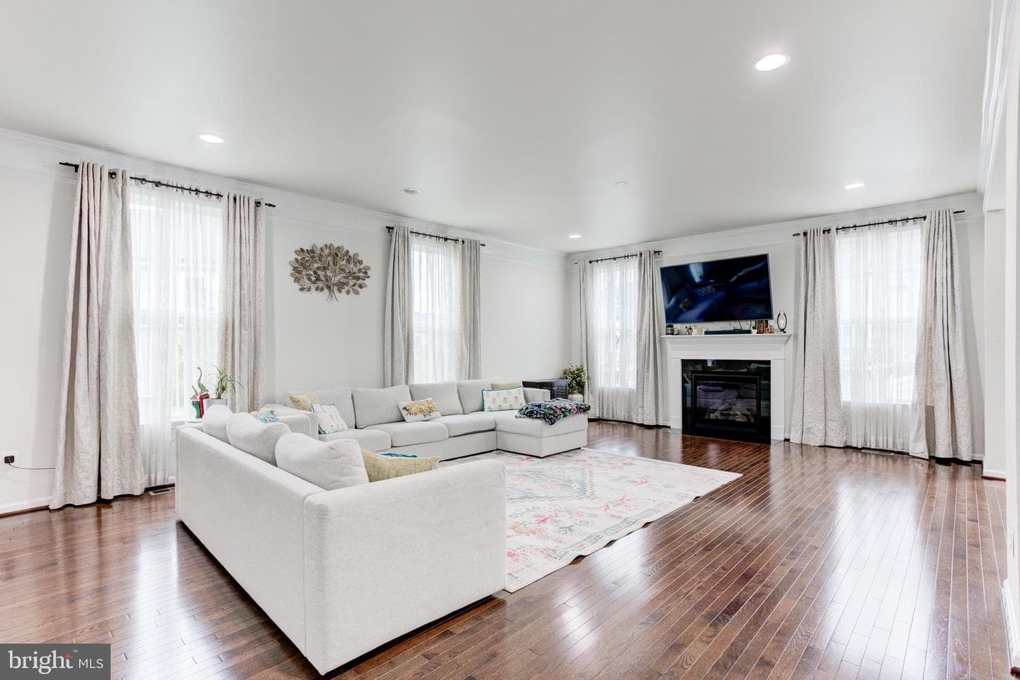 22800 Bubbling Brook Drive photo 18