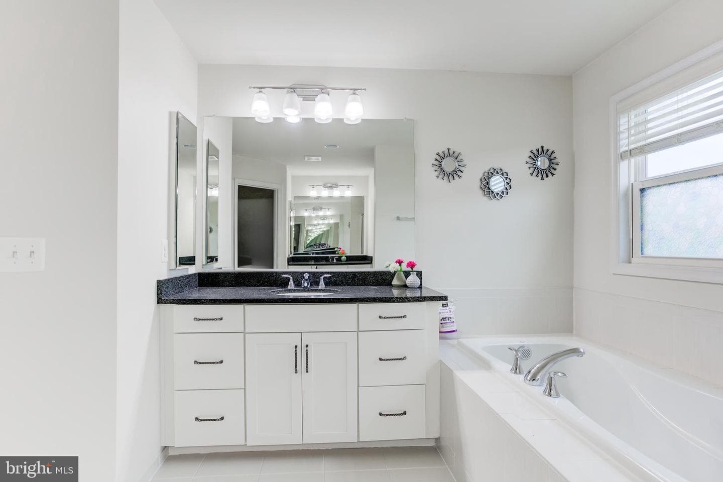 22800 Bubbling Brook Drive photo 36