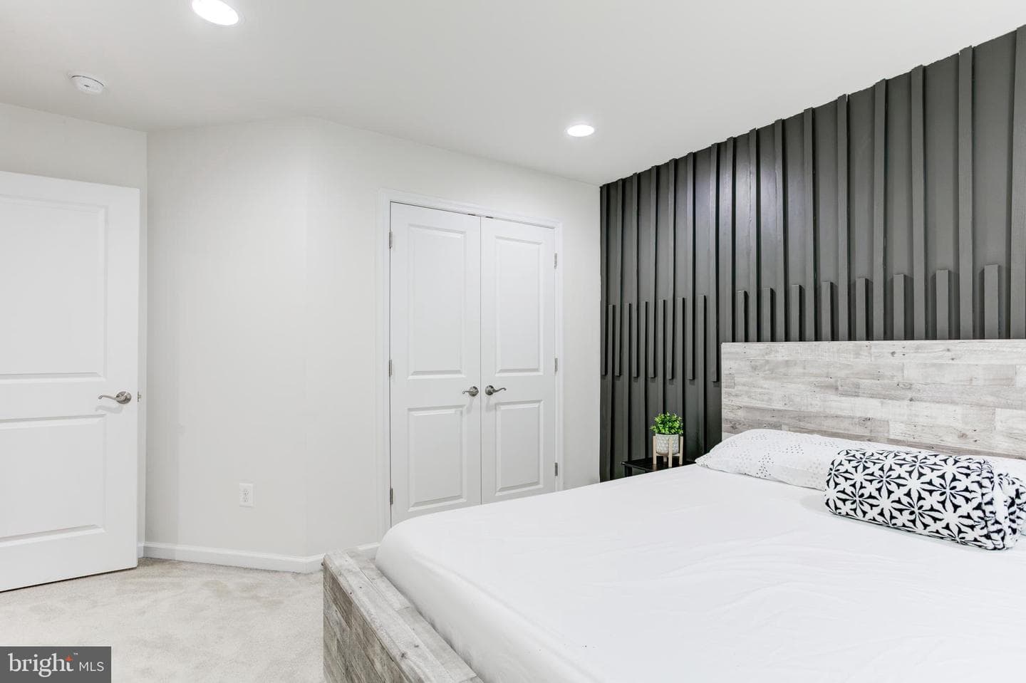 22800 Bubbling Brook Drive photo 39