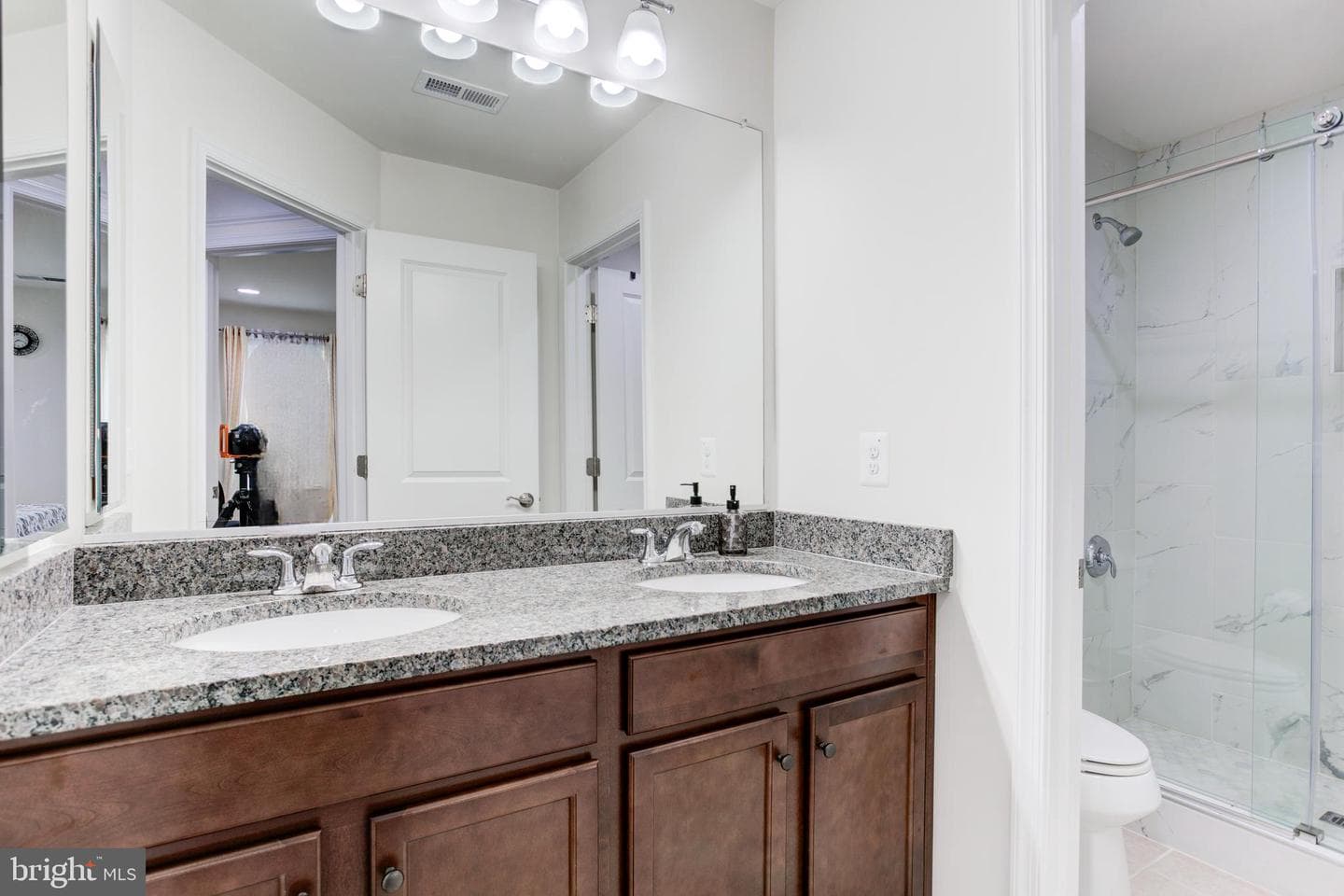22800 Bubbling Brook Drive photo 41