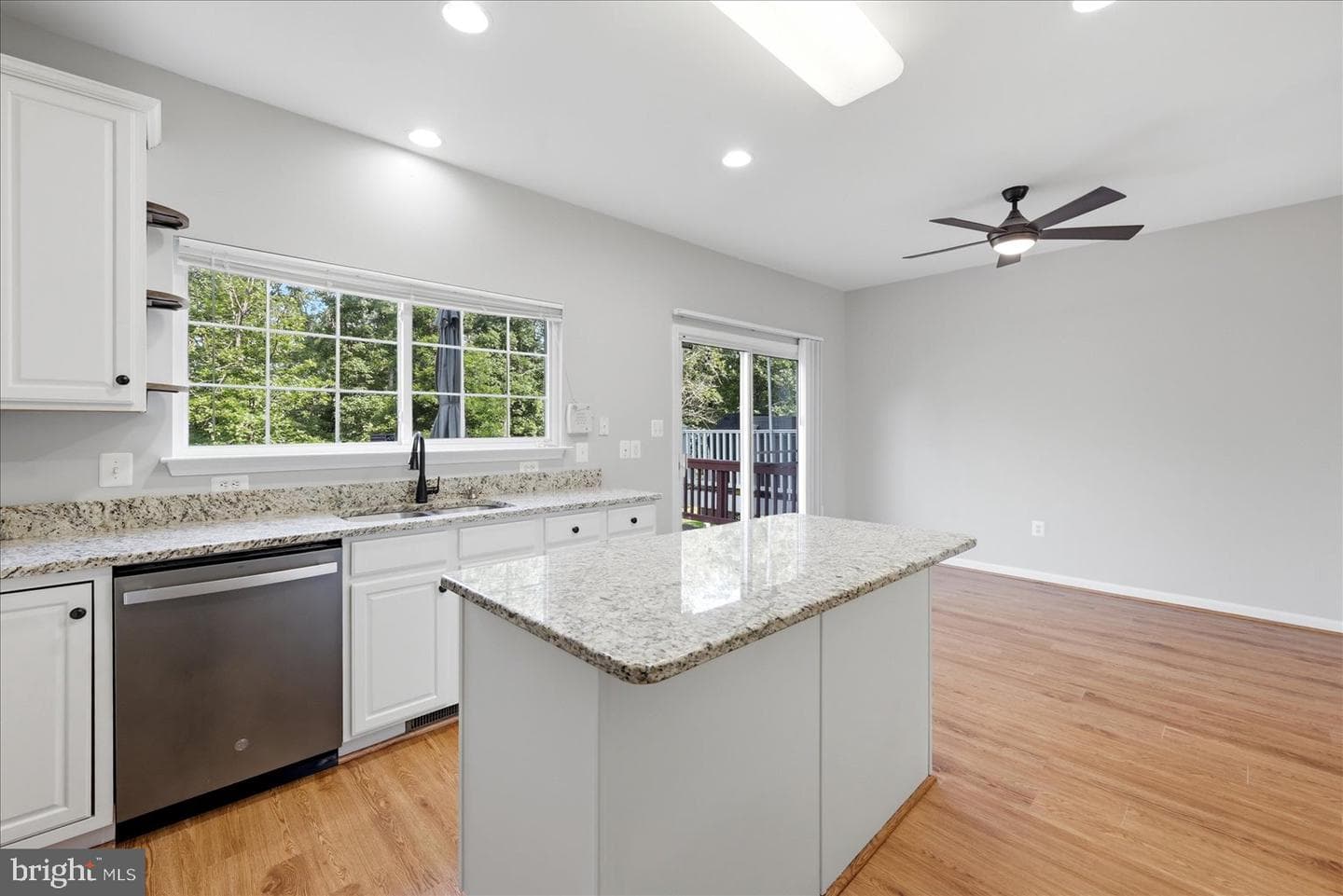 18521 Sierra Springs Square photo 6