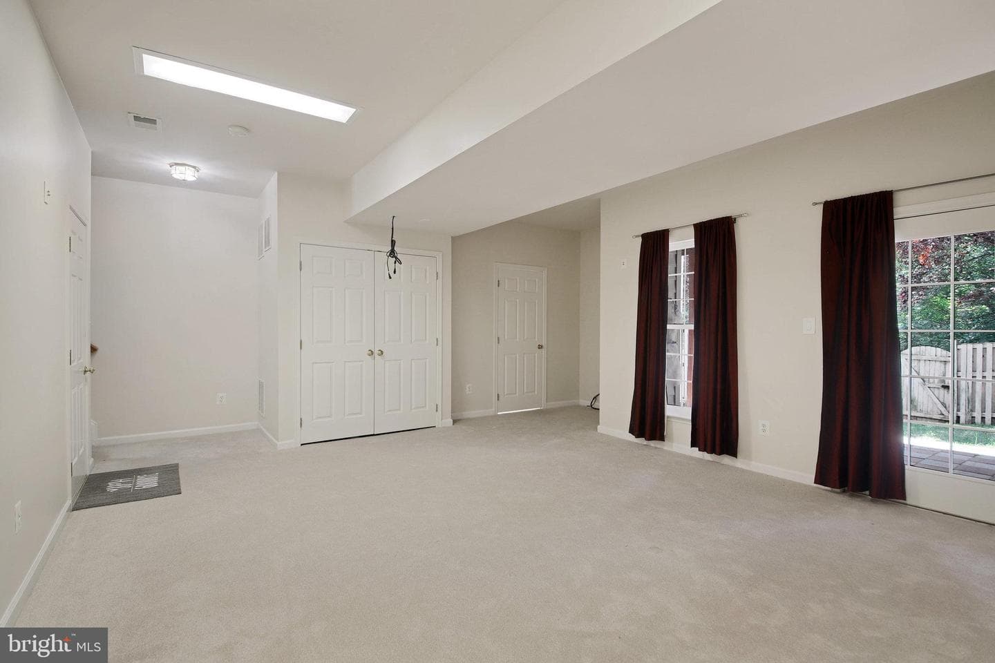 22529 Welborne Manor Square photo 24