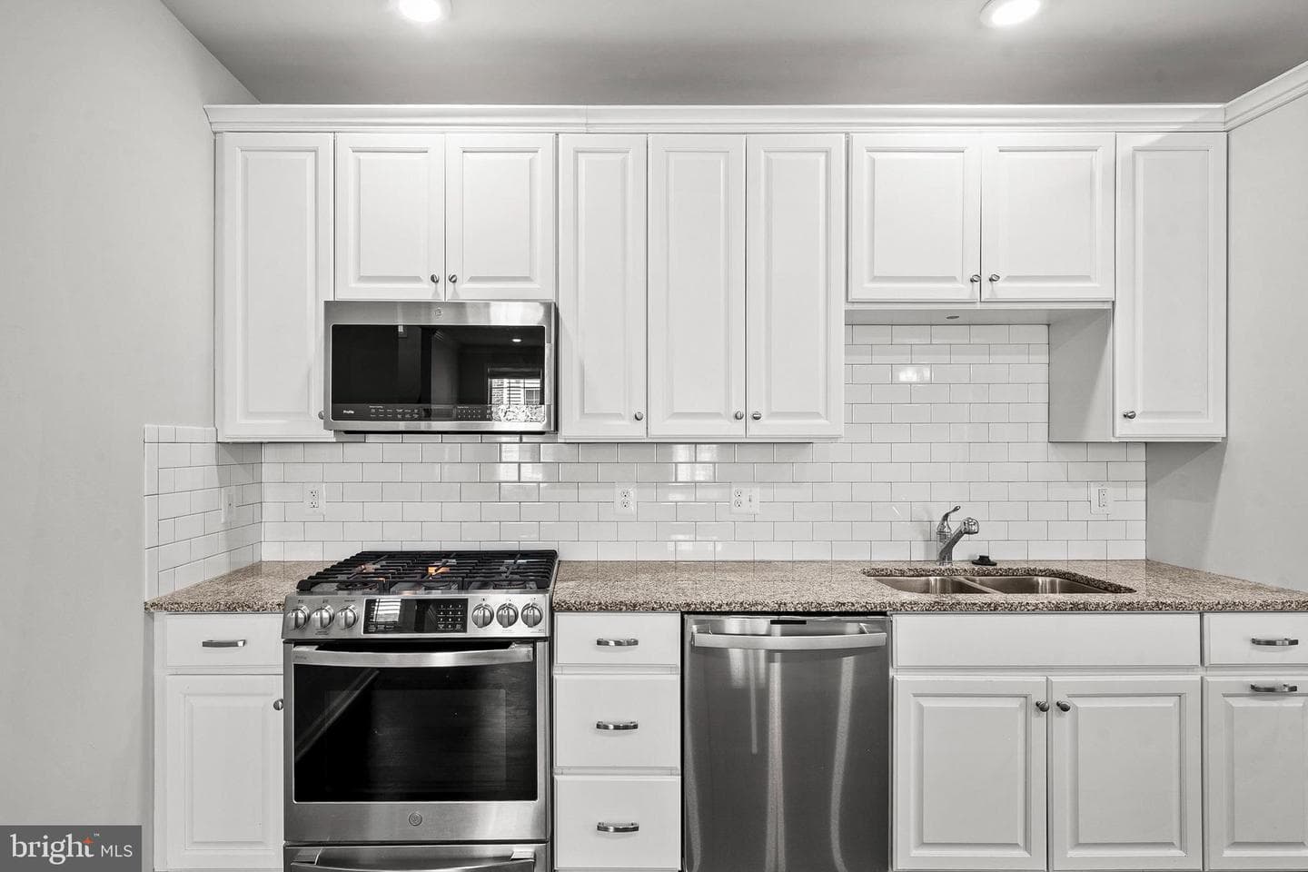 23275 Milltown Knoll Square #118 photo 19