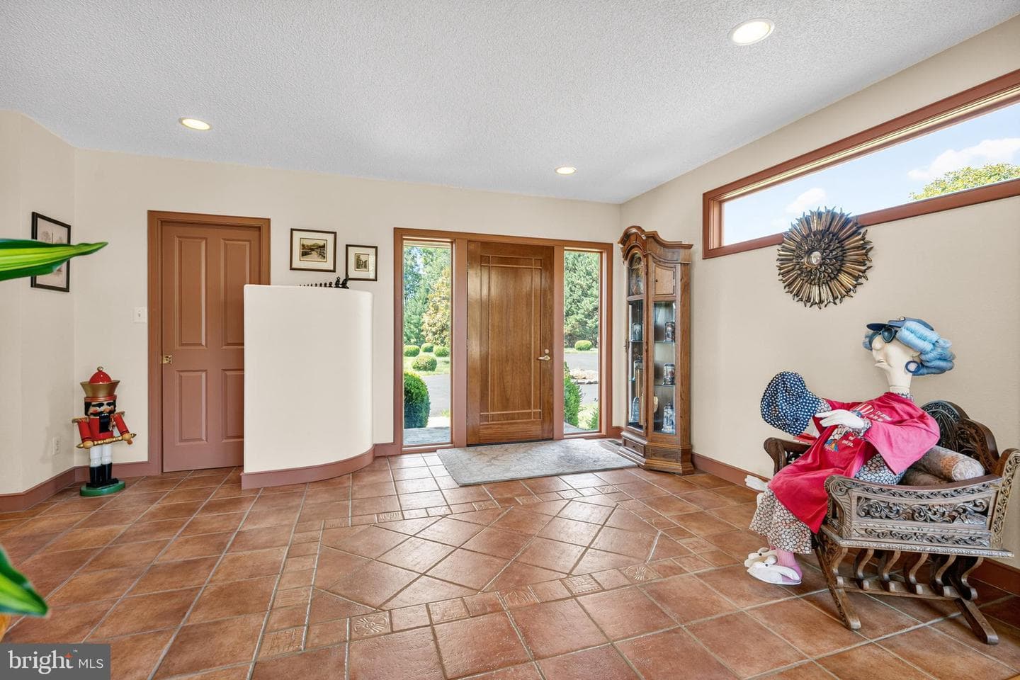 18291 Calumet Ln photo 8