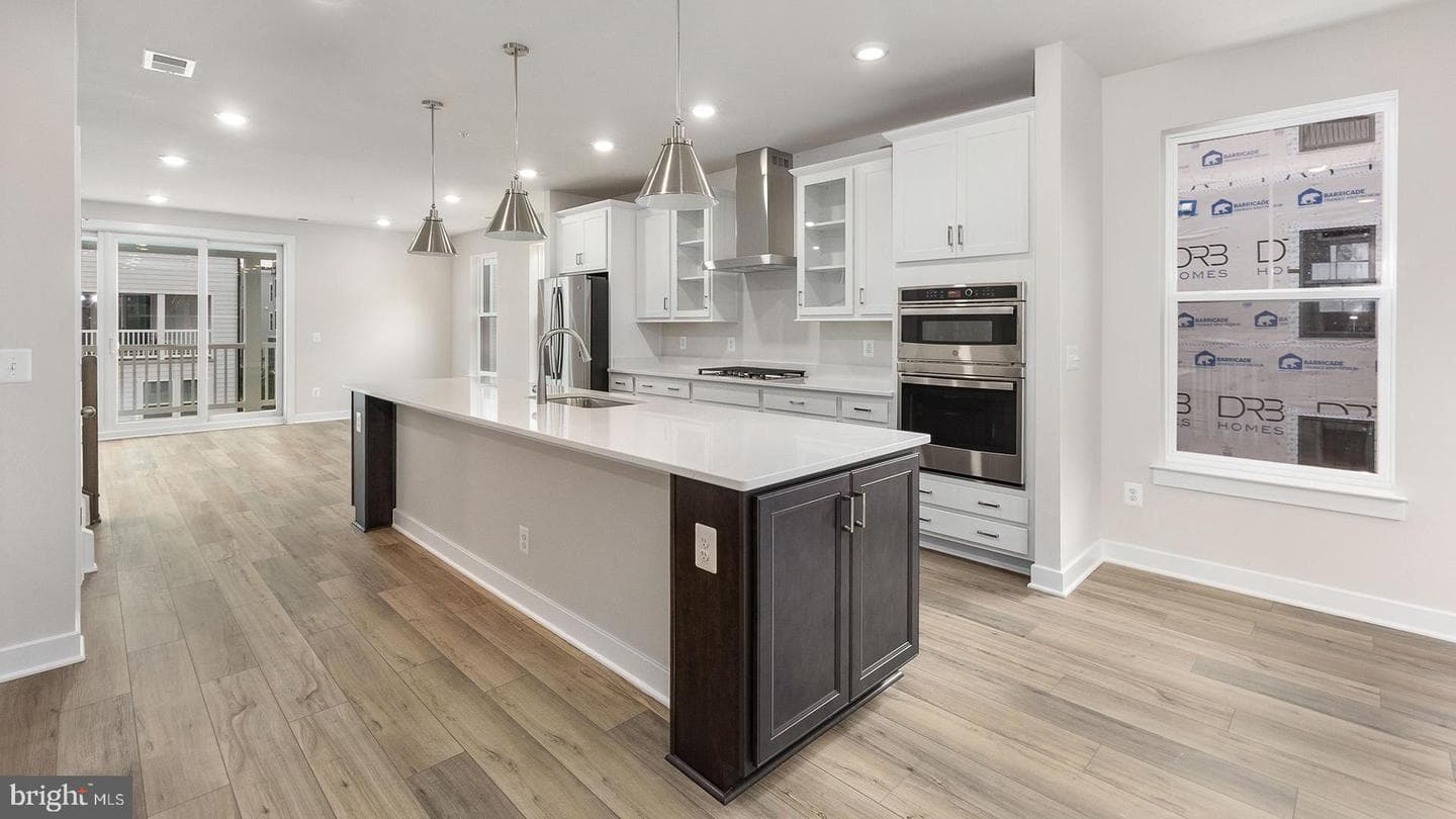 20816 Cloongee Terrace photo 3