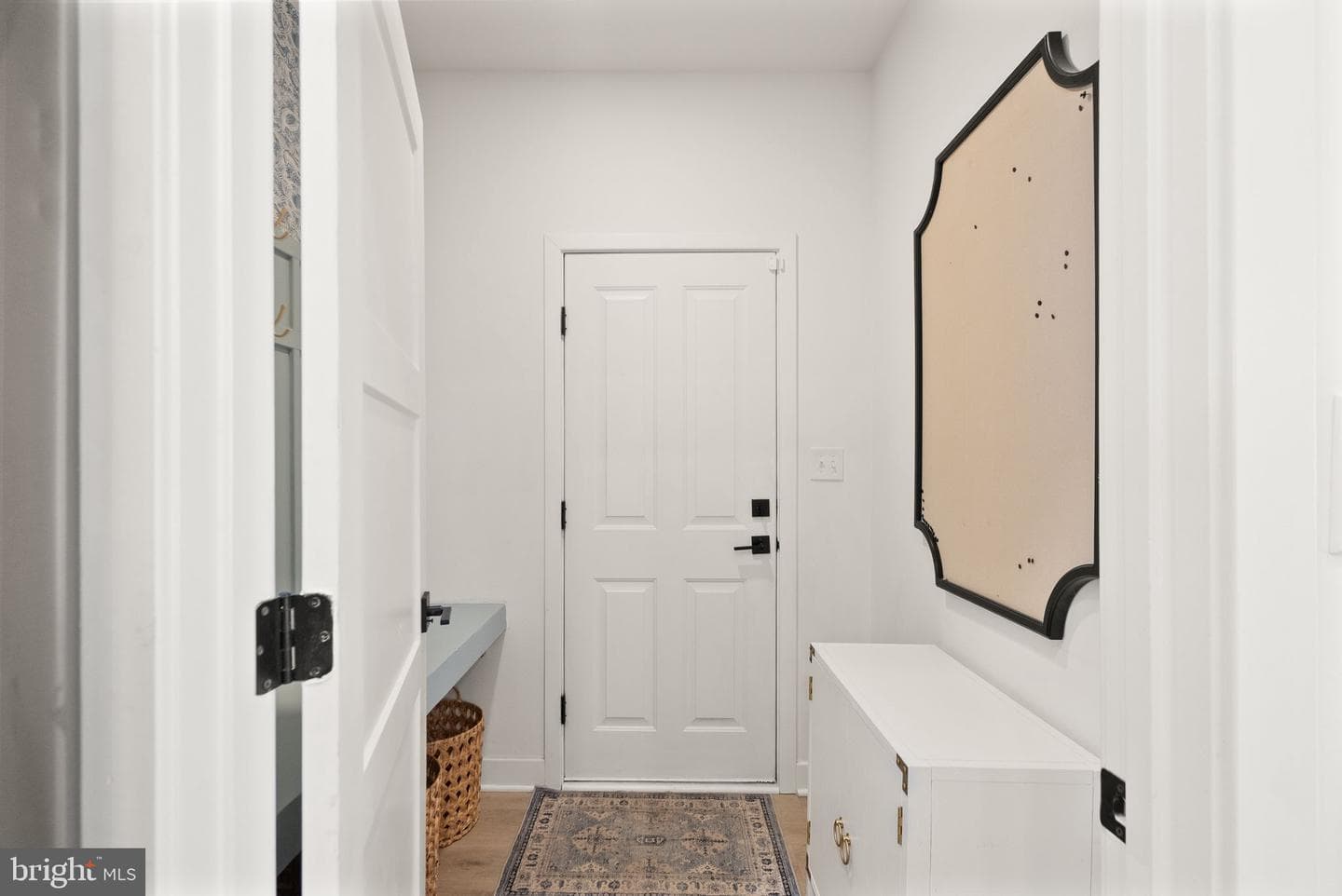 39391 Saddleridge Lane photo 32
