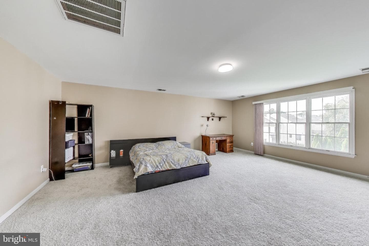 42647 Harris Street photo 22