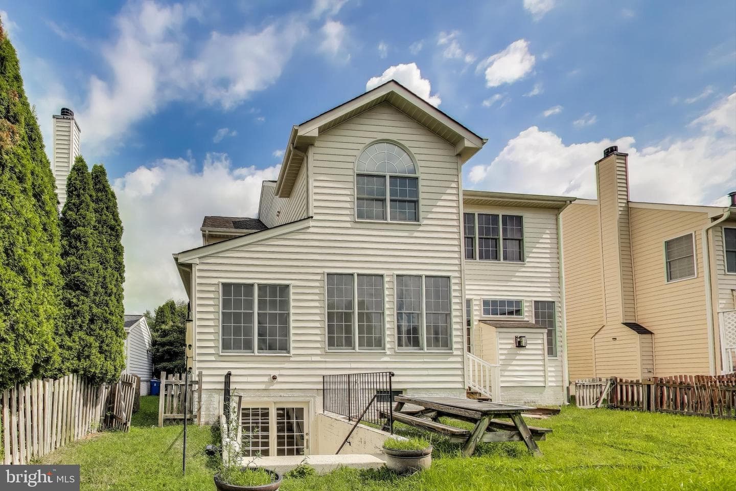 42647 Harris Street photo 46