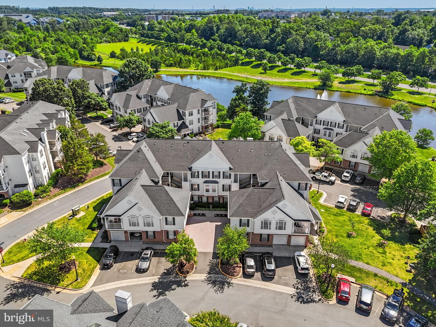 25300 Lake Mist Square #101