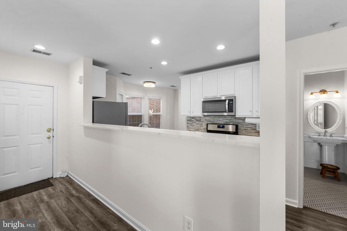 25300 Lake Mist Square #101 photo 12