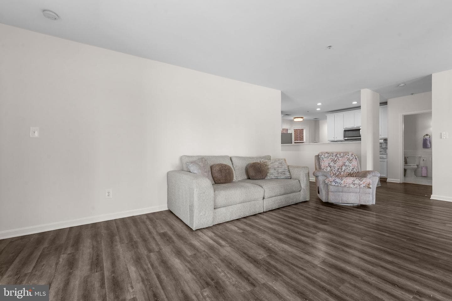25300 Lake Mist Square #101 photo 17