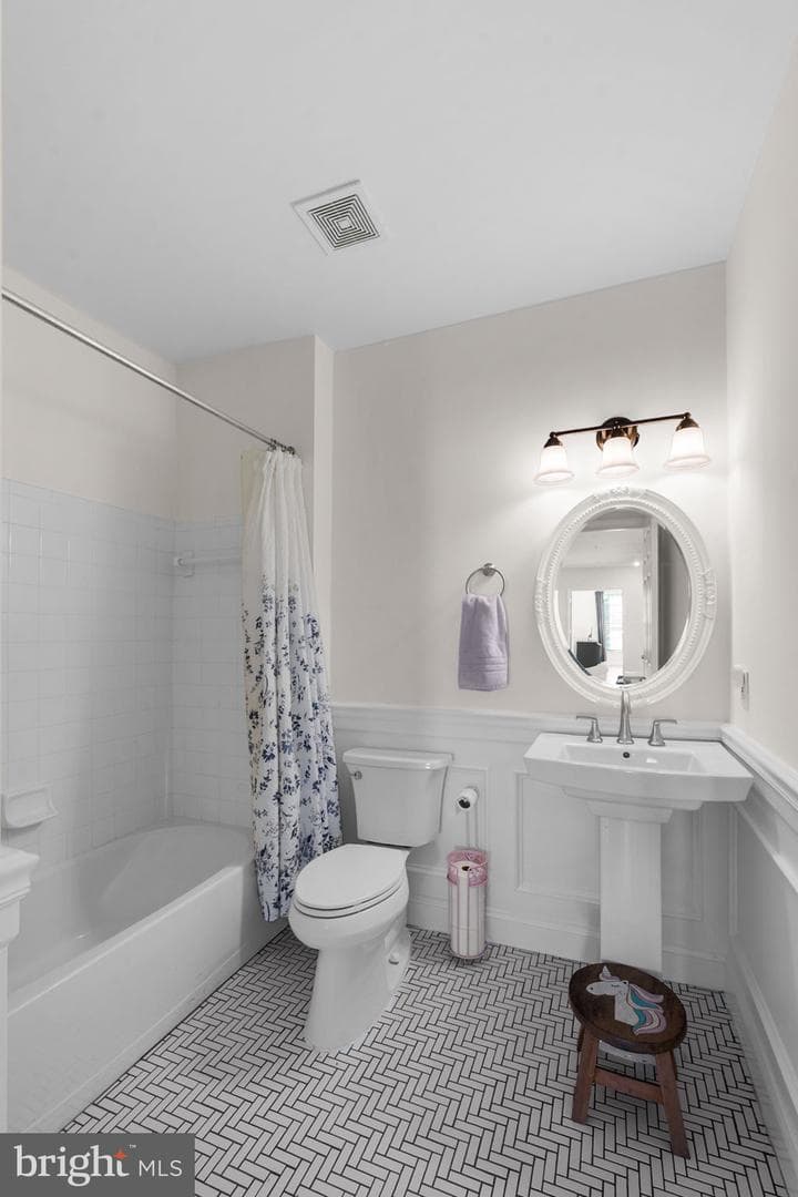 25300 Lake Mist Square #101 photo 23
