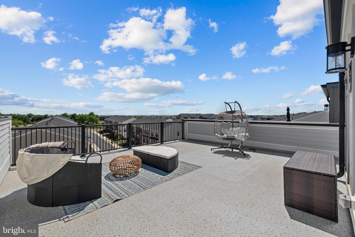 43350 Farringdon Square photo 43
