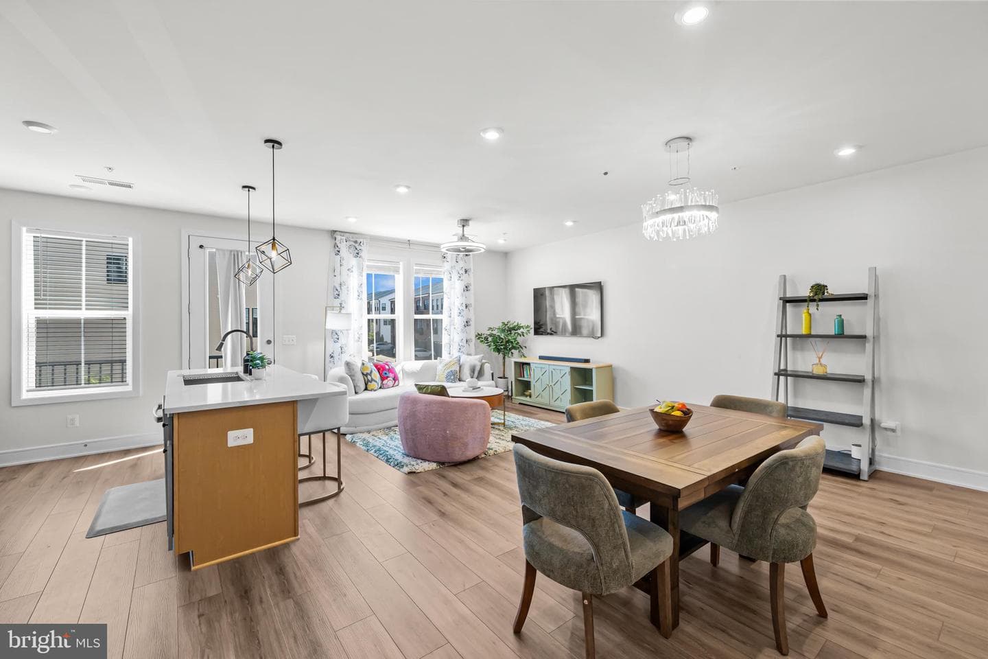 43350 Farringdon Square photo 9