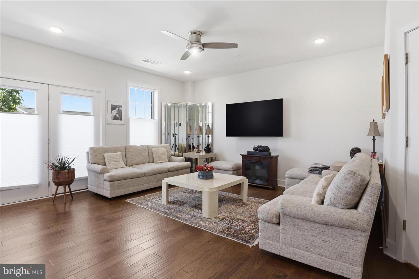42851 Littlehales Terrace photo 11
