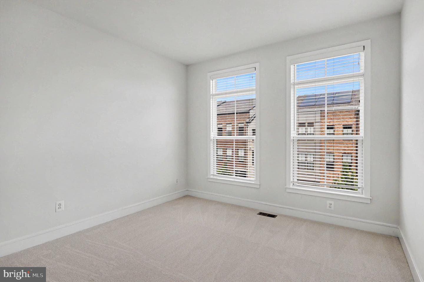 42361 Vancouver Terrace photo 14